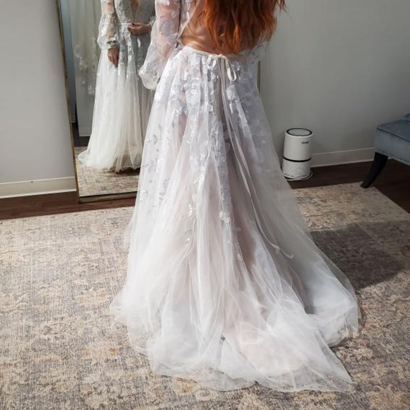 Olena from Willowby by Watters - Picture 9 of 15